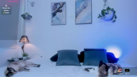 Mia Coopper online show from 10.25.25