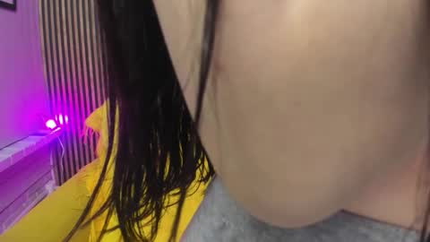 miilu  online show from 11.21.25