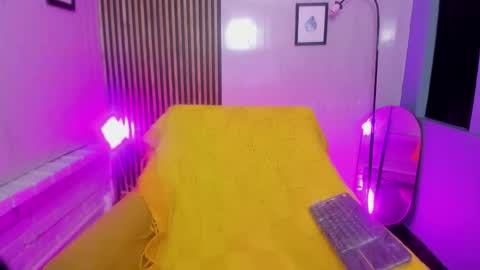 Snapshot of miilu__1 chatting on 01.09.26 miilu online show from 01.09.26