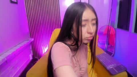 miilu  online show from 04.11.26