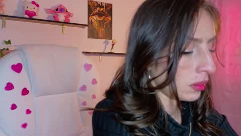 miis_beella online show from 03.17.26