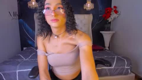 mika_velvet online show from 02.18.26