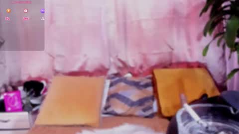 Snapshot of mikaela_lust chatting on 10.28.25 Mikaela Lust online show from 10.28.25