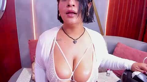 Snapshot of mikaela_lust chatting on 04.30.26 Mikaela Lust online show from 04.30.26