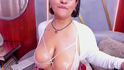 Snapshot of mikaela_lust chatting on 04.30.26 Mikaela Lust online show from 04.30.26