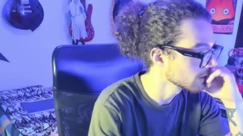 mikaelrizzzo online show from 10.14.25