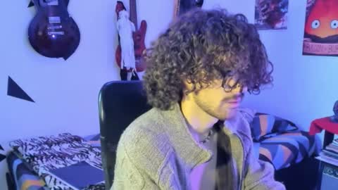 mikaelrizzzo online show from 10.16.25