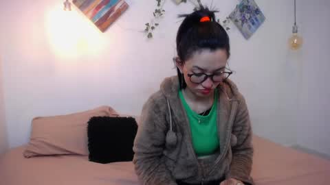 mikaza online show from 05.13.26