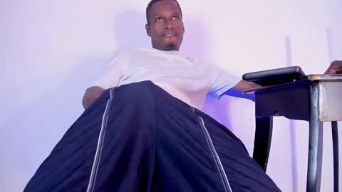 Mike Steven --- Independent Model--- online show from 03.07.26