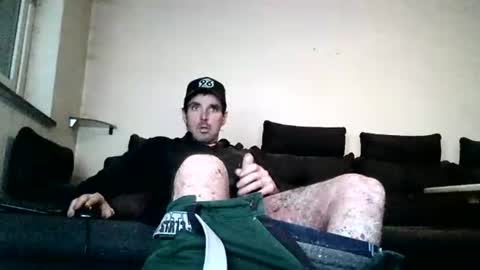 Snapshot of mike421990 chatting on 02.22.25 Mike Bente online show from 02.22.25