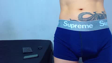 Mike IMDEPENDIENT MODEL online show from 05.07.26
