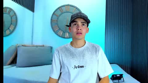 Mike 0233 online show from 02.06.25