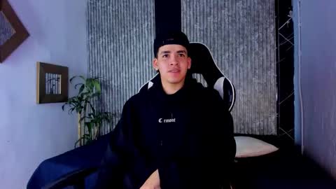 Mike 0233 online show from 09.09.25