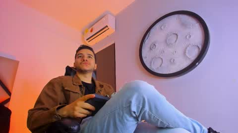 Mike  online show from 01.12.26