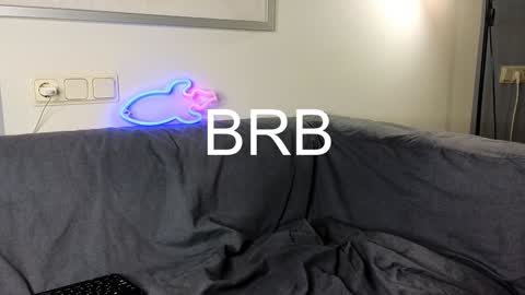 Snapshot of mike___magic chatting on 01.04.25 Mike Magic online show from 01.04.25