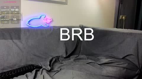 Snapshot of mike___magic chatting on 01.11.25 Mike Magic online show from 01.11.25