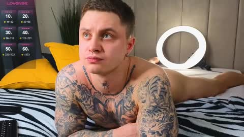 Snapshot of mike___magic chatting on 01.30.25 Mike Magic online show from 01.30.25