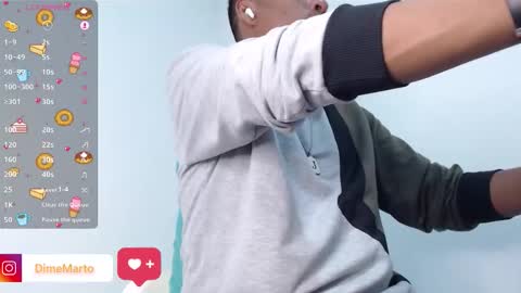 Snapshot of mike_black_22 chatting on 11.23.25 Mike online show from 11.23.25