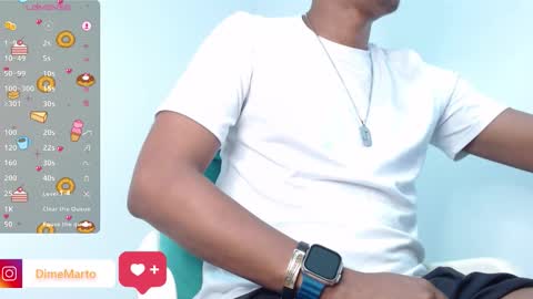 Snapshot of mike_black_22 chatting on 11.24.25 Mike online show from 11.24.25