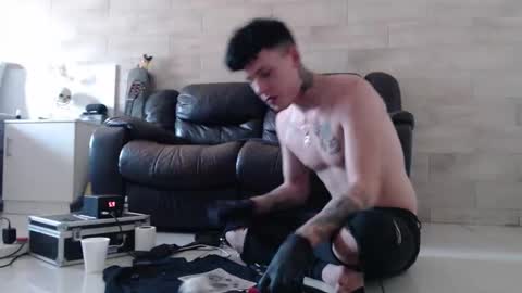 Hot Buns online show from 09.11.25