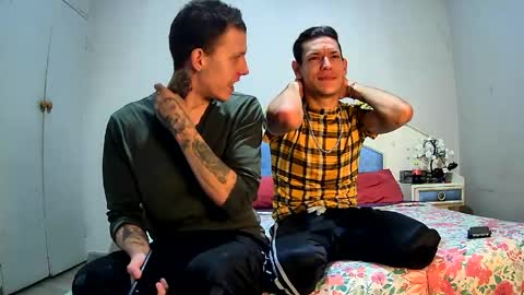 Hot Buns online show from 04.15.26