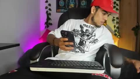 mikee_scooth online show from 12.03.24