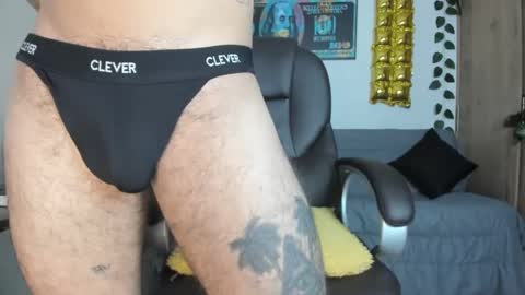 mikee_scooth online show from 12.23.24