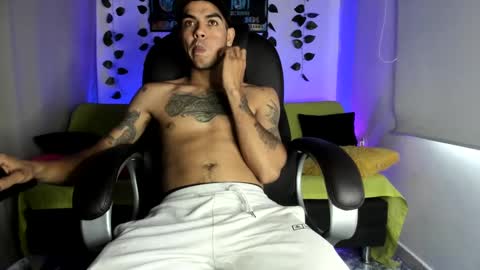 mikee_scooth online show from 09.30.25