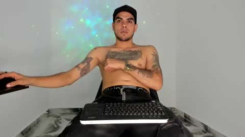 mikee_scooth online show from 03.14.26