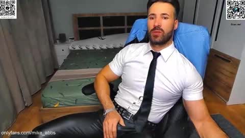 Mike    online show from 10.07.25