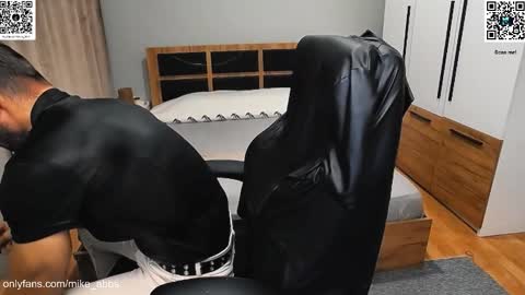 Mike    online show from 11.07.25