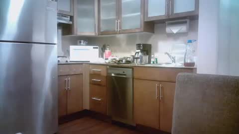 Snapshot of mikewulds chatting on 02.02.25 Mike online show from 02.02.25