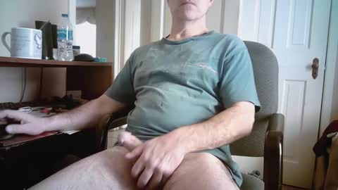 Snapshot of mikewulds chatting on 02.28.25 Mike online show from 02.28.25