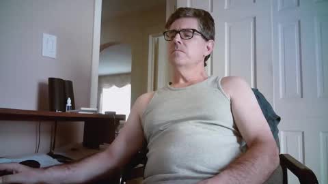 Snapshot of mikewulds chatting on 09.30.25 Mike online show from 09.30.25