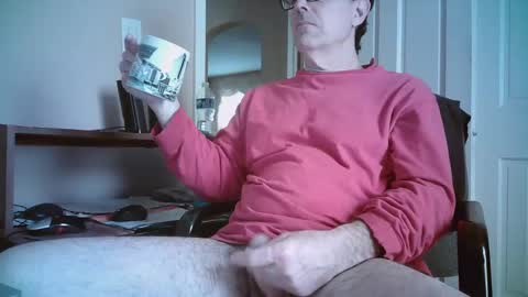 Snapshot of mikewulds chatting on 10.19.25 Mike online show from 10.19.25