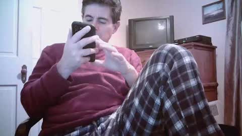 Snapshot of mikewulds chatting on 11.01.25 Mike online show from 11.01.25