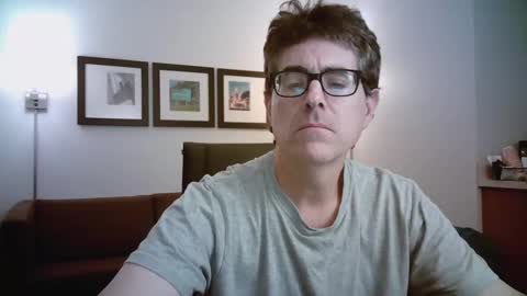 Snapshot of mikewulds chatting on 11.14.25 Mike online show from 11.14.25