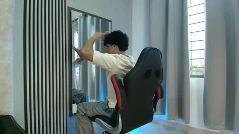 Snapshot of mikey_banji chatting on 09.16.25 mikey_banji online show from 09.16.25