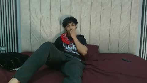 Snapshot of mikey_banji chatting on 09.29.25 mikey_banji online show from 09.29.25