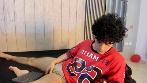 Snapshot of mikey_banji chatting on 11.29.25 mikey_banji online show from 11.29.25