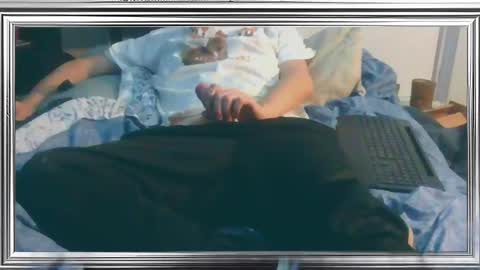 Snapshot of mikey_silver chatting on 12.19.24 mikey_silver online show from 12.19.24