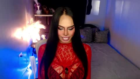 Snapshot of mikeyalawi03 chatting on 06.13.26 Mistress MikeyAlawi online show from 06.13.26