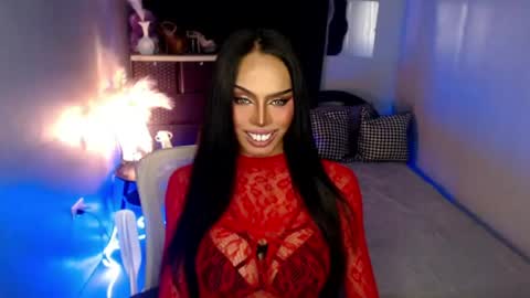 Snapshot of mikeyalawi03 chatting on 06.18.26 Mistress MikeyAlawi online show from 06.18.26