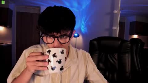 VIOLETAMIKE online show from 02.15.26