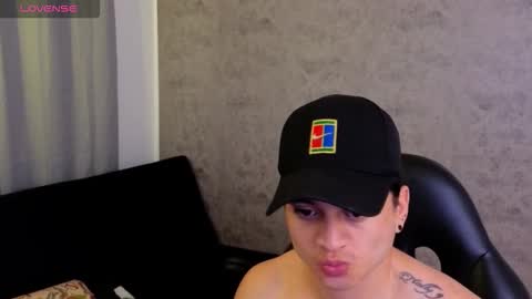 Snapshot of mikke_love chatting on 02.27.26 MIKKE online show from 02.27.26