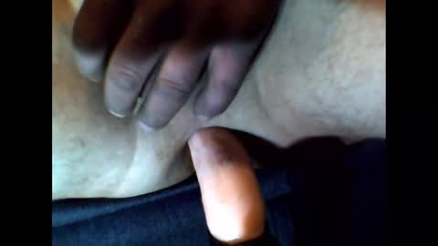 Snapshot of mikkkiz chatting on 01.03.25 Bescior online show from 01.03.25