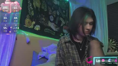 Snapshot of miko_meow chatting on 11.16.25 Miko online show from 11.16.25