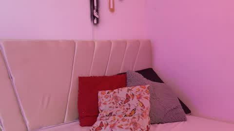 Snapshot of mikoto_urab chatting on 10.26.25 Mikoto Urb online show from 10.26.25