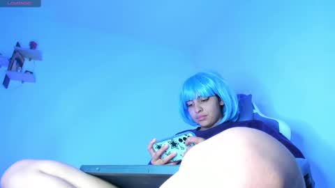   miku katsuragi  online show from 02.14.25