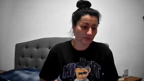 Mikyloveu online show from 03.24.26